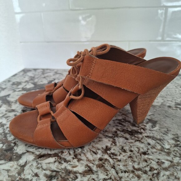 ARRICCI Brown  Leather Lace-Up heel sandals size 6B - Picture 5 of 9